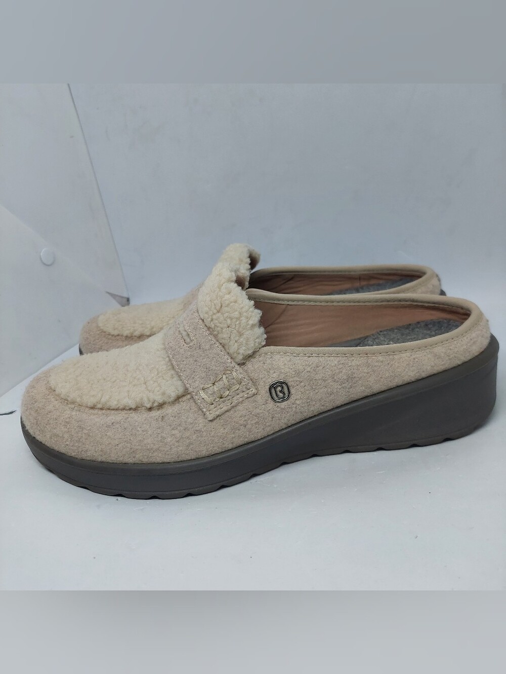 Bzees Georgia Mules Clog Washable Faux Fur Comfort Shoes Cream Womens Size 8.5W